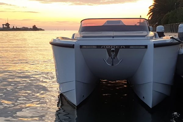 Aurea Yachts 30 Cabin White 1920 04