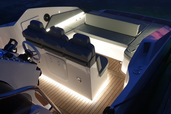 Aurea Yachts 30 Cabin White 1920 - 05