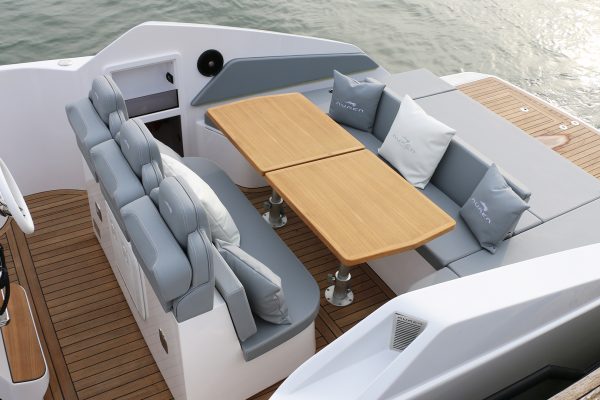 Aurea Yachts 30 Cabin White 1920 21