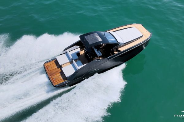 Aurea Yachts 30 Cabin - Power Catamaran esterni - 01